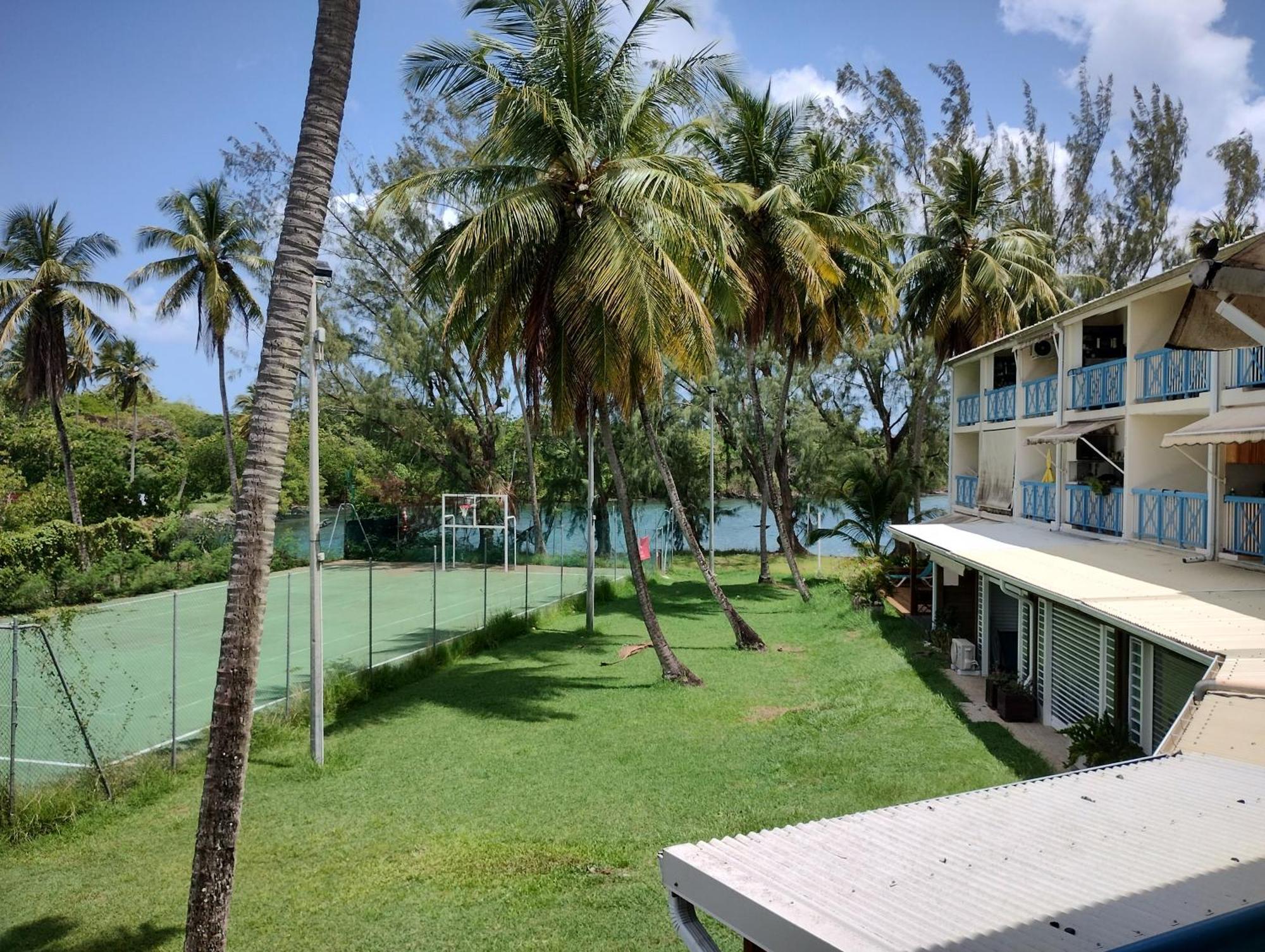 Charmant T1 Avec Vue Sur Marina Les Trois-Ilets Exterior foto